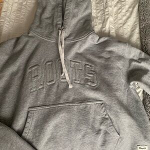 Roots Heather Gray Sweatshirt